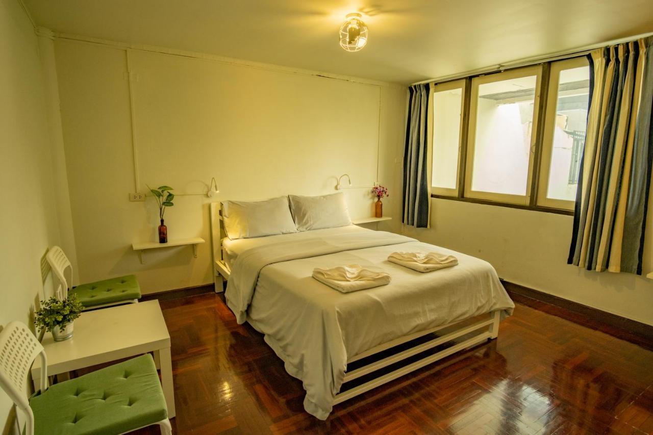 Home16 Hostel 16 Sukhumvit Bangkok Buitenkant foto