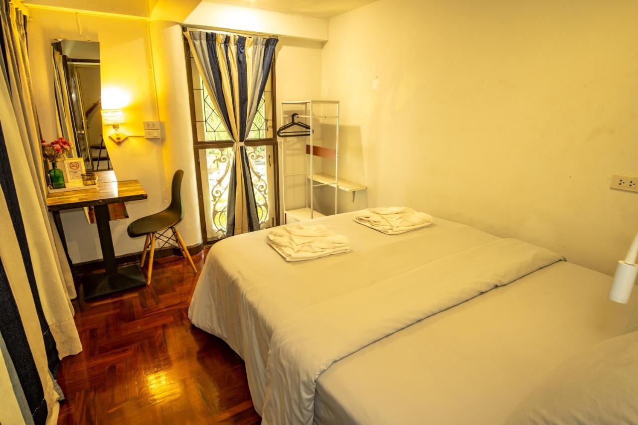 Home16 Hostel 16 Sukhumvit Bangkok Buitenkant foto
