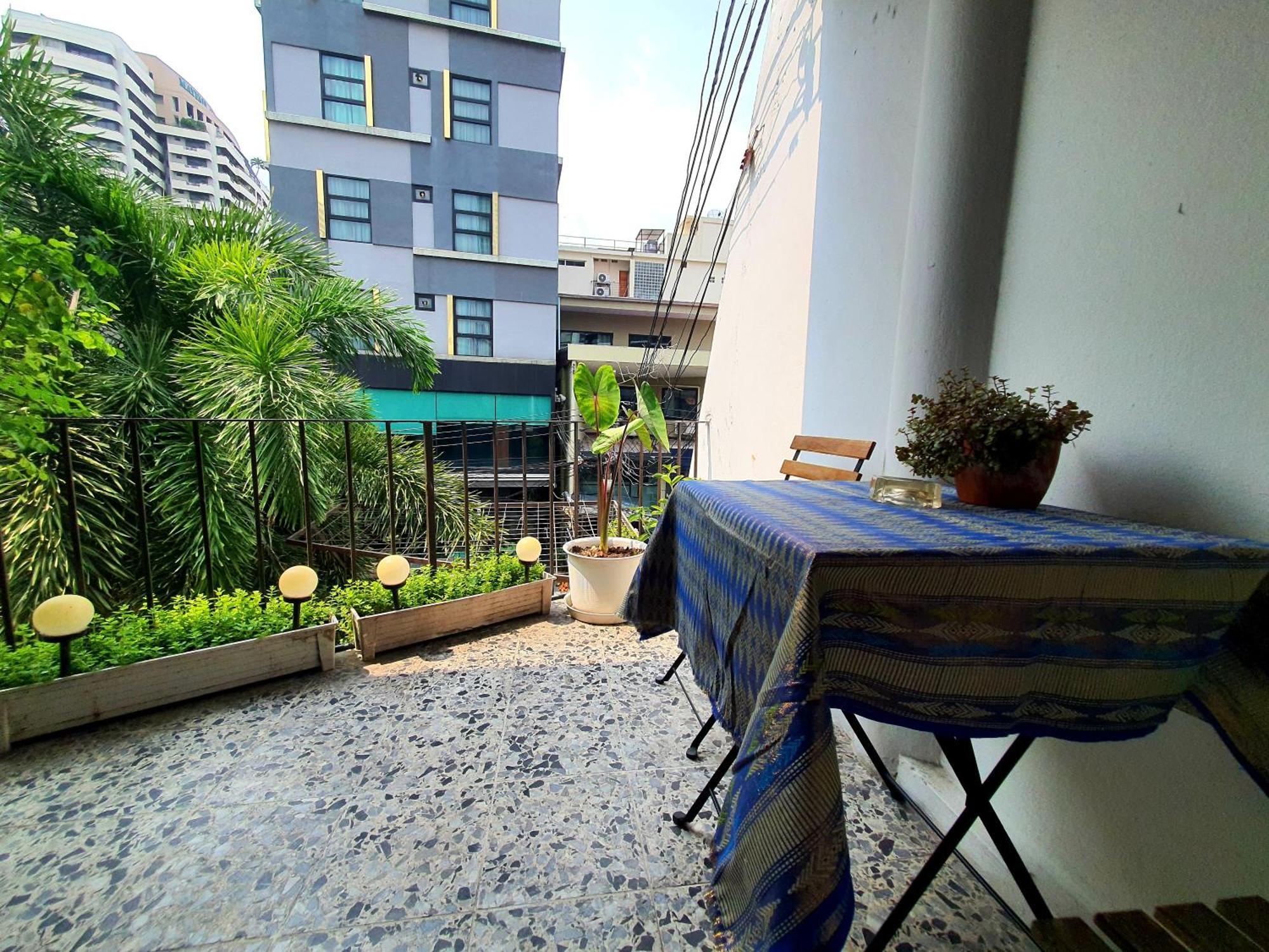 Home16 Hostel 16 Sukhumvit Bangkok Buitenkant foto